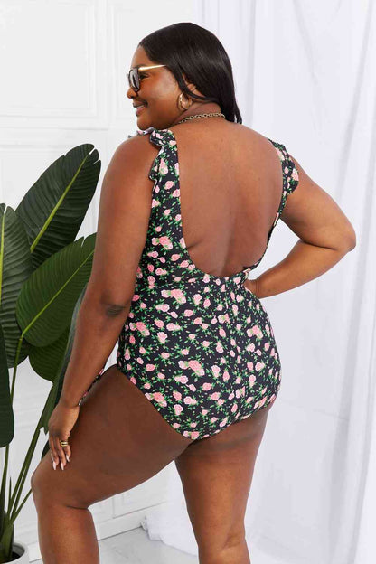 Marina West Swim Traje de baño de una pieza con estampado floral y flotador de tamaño completo con volantes