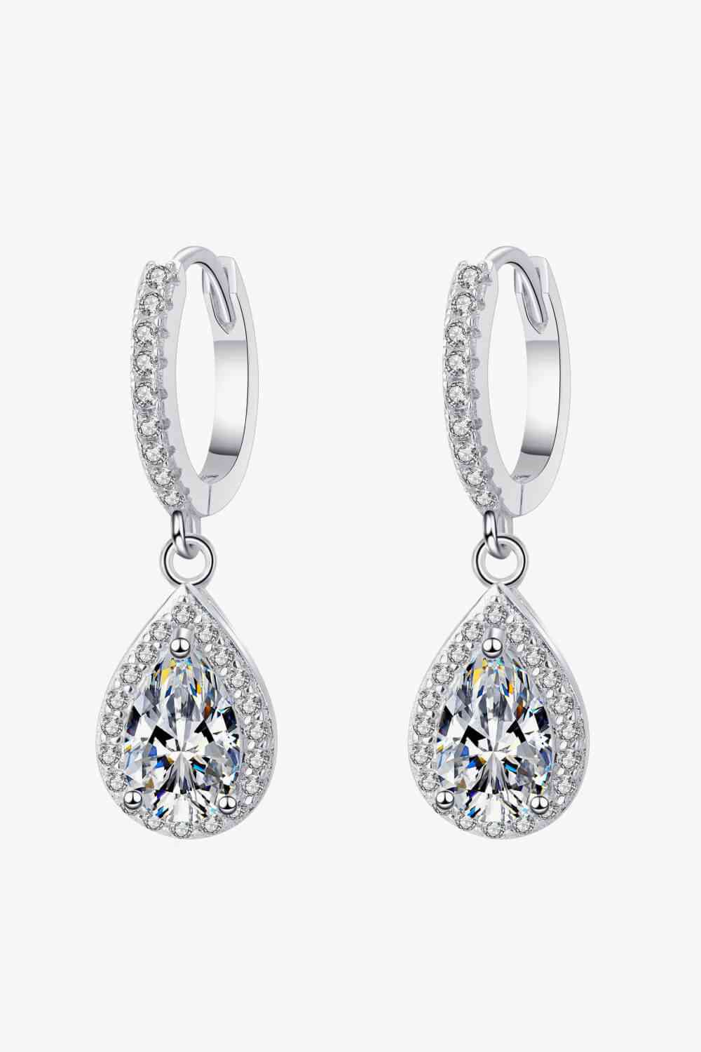 Boucles d'oreilles en forme de larme moissanite