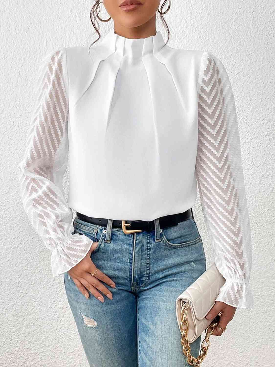 Blusa de manga con volante y cuello simulado