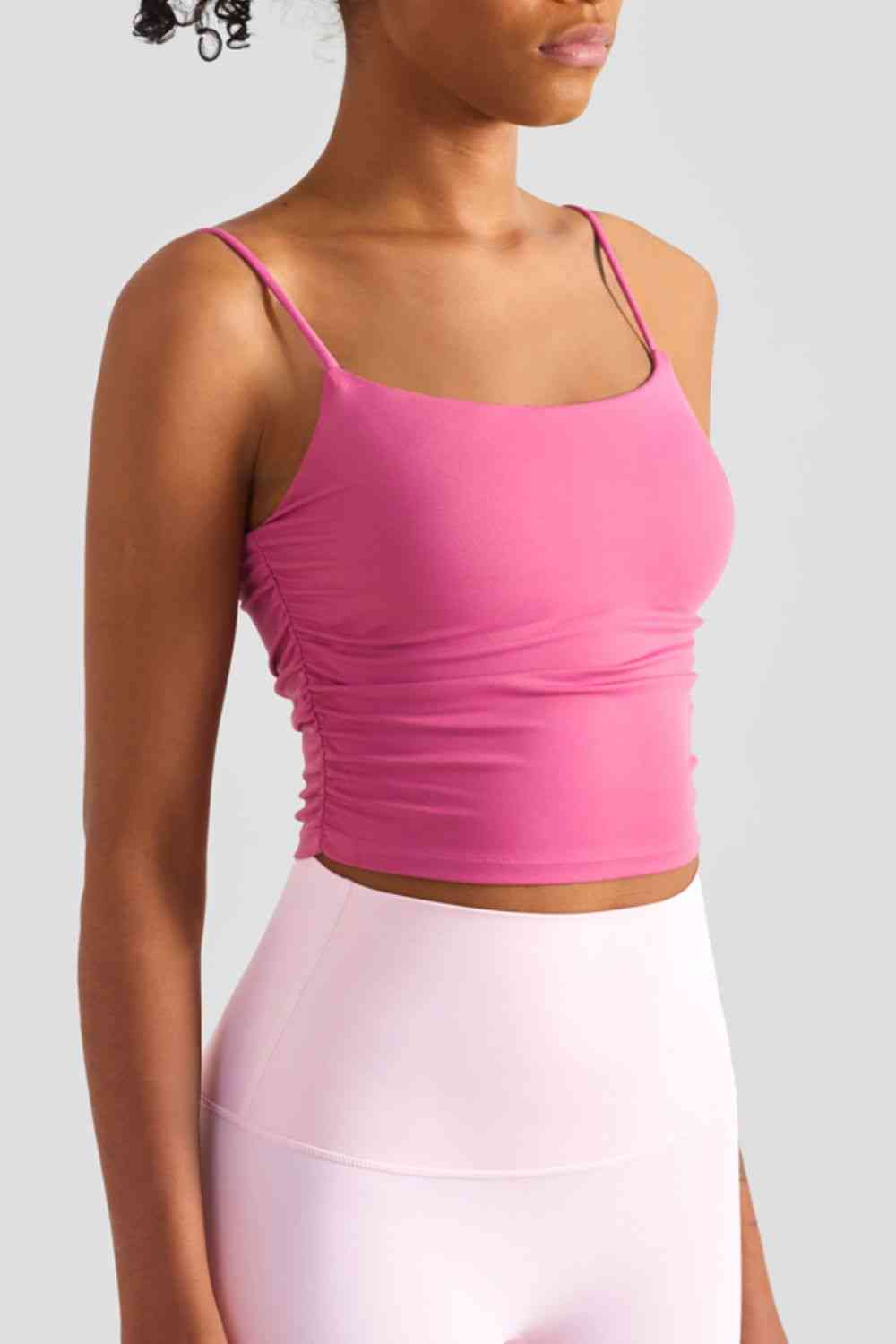 Camisole de sport courte à détails froncés