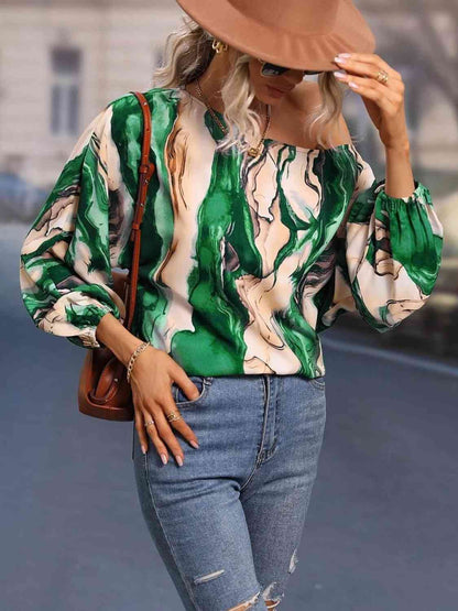 Blusa estampada con cuello barco