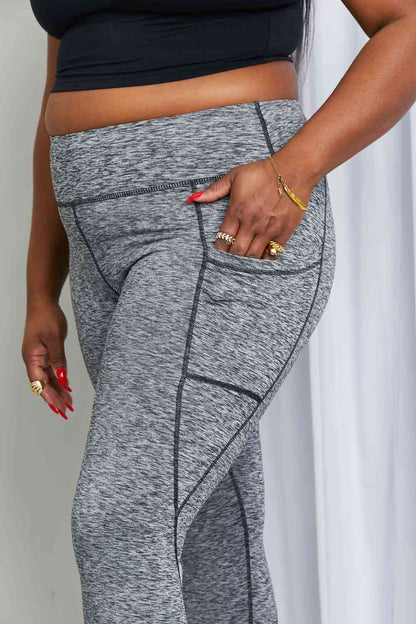 Rae Mode Legging de yoga chiné à large taille pleine taille