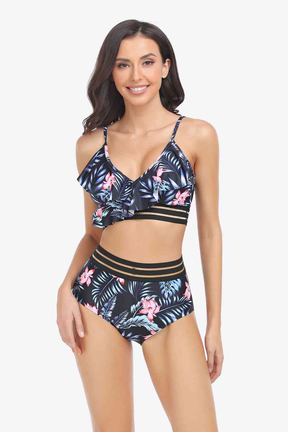 Conjunto de bikini escotado con volantes