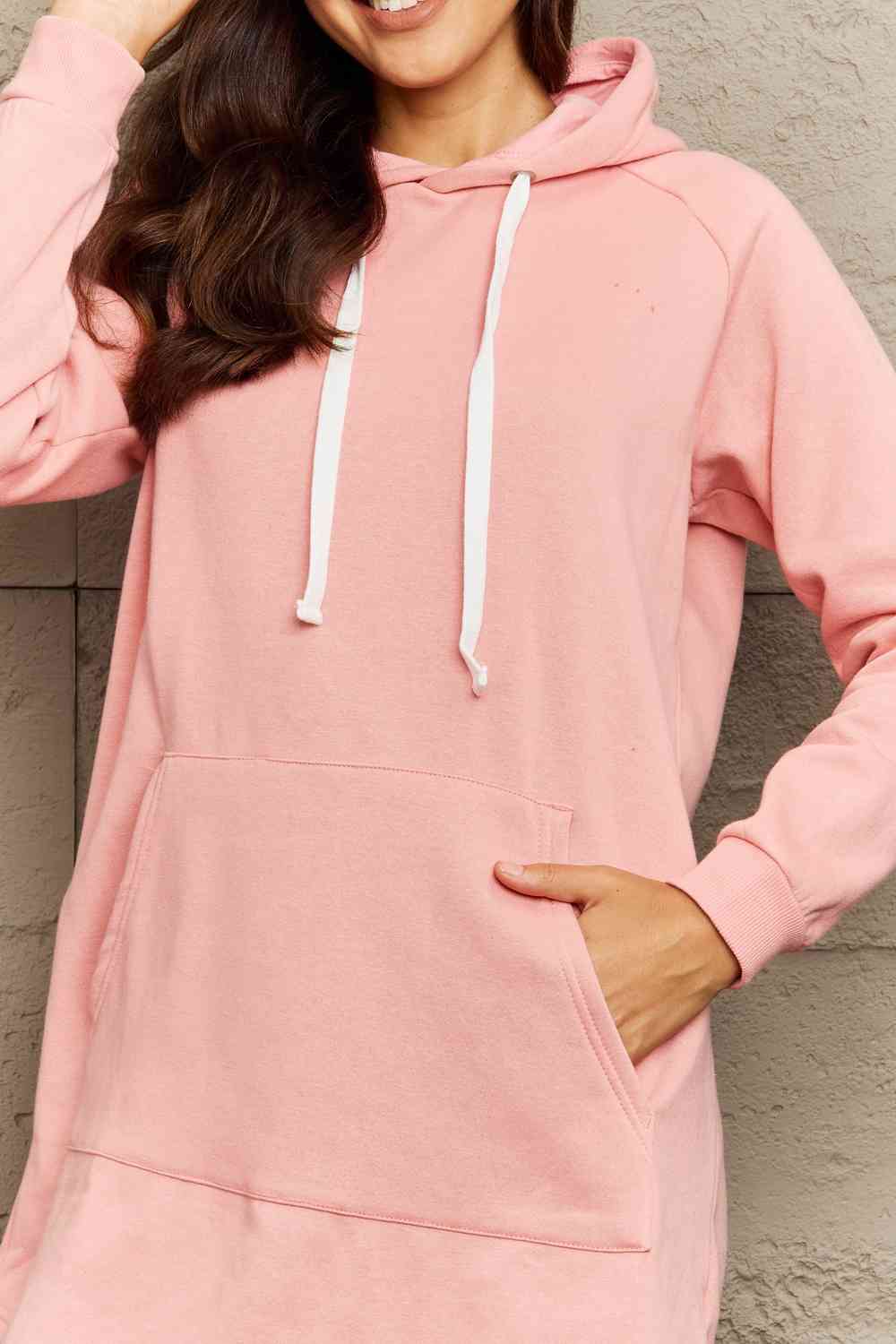 Ninexis Robe à capuche pleine taille avec poche avant et manches raglan