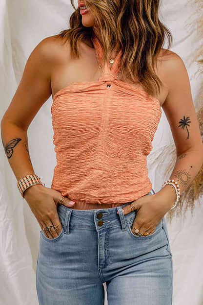 Top fruncido con cuello halter