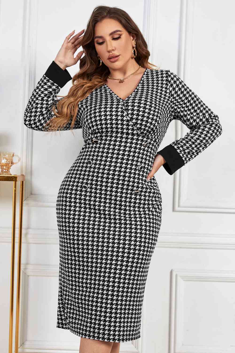 Melo Apparel Robe mi-longue à col en V et motif pied-de-poule de Grande taille