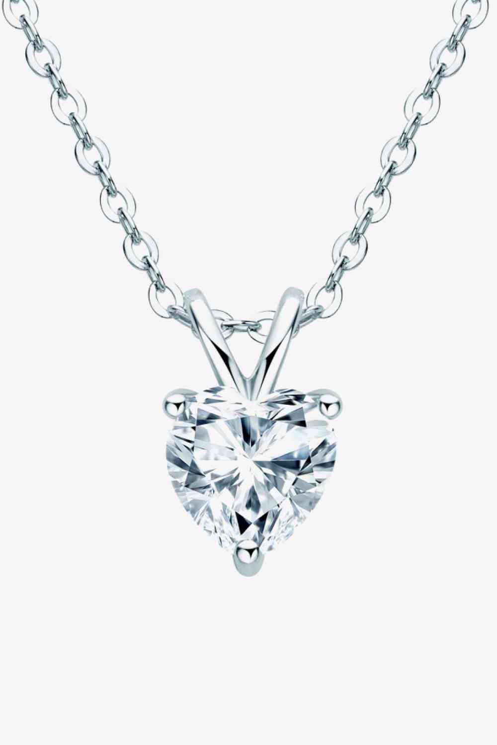 Collier pendentif en forme de cœur moissanite 1 carat