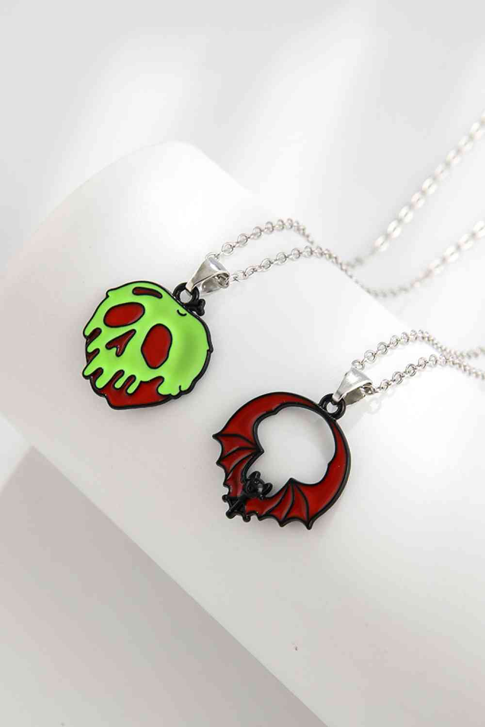 Conjunto de collar de dos piezas con tema de Halloween