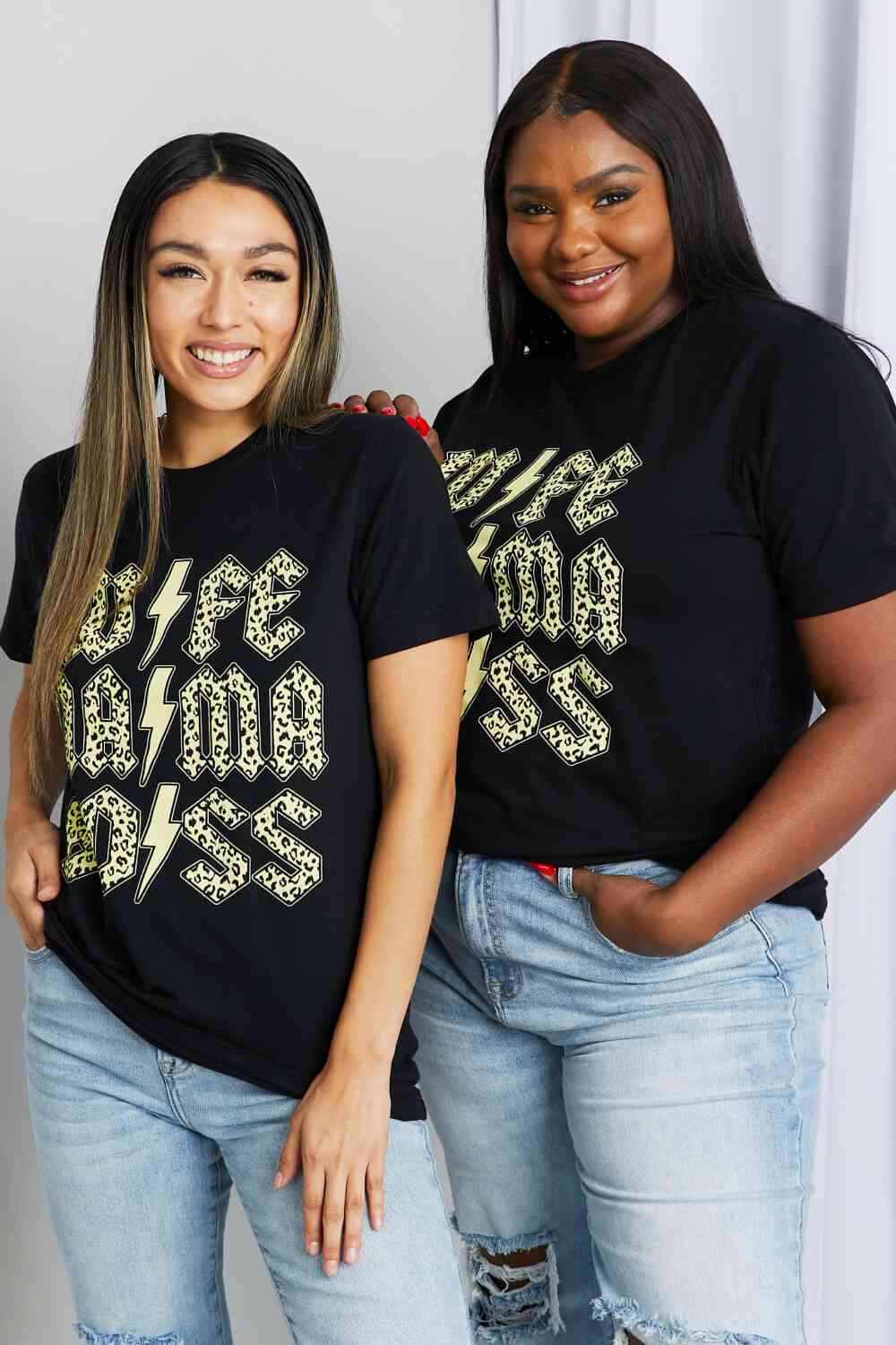 Camiseta negra con estampado de relámpagos de leopardo de tamaño completo de mineB