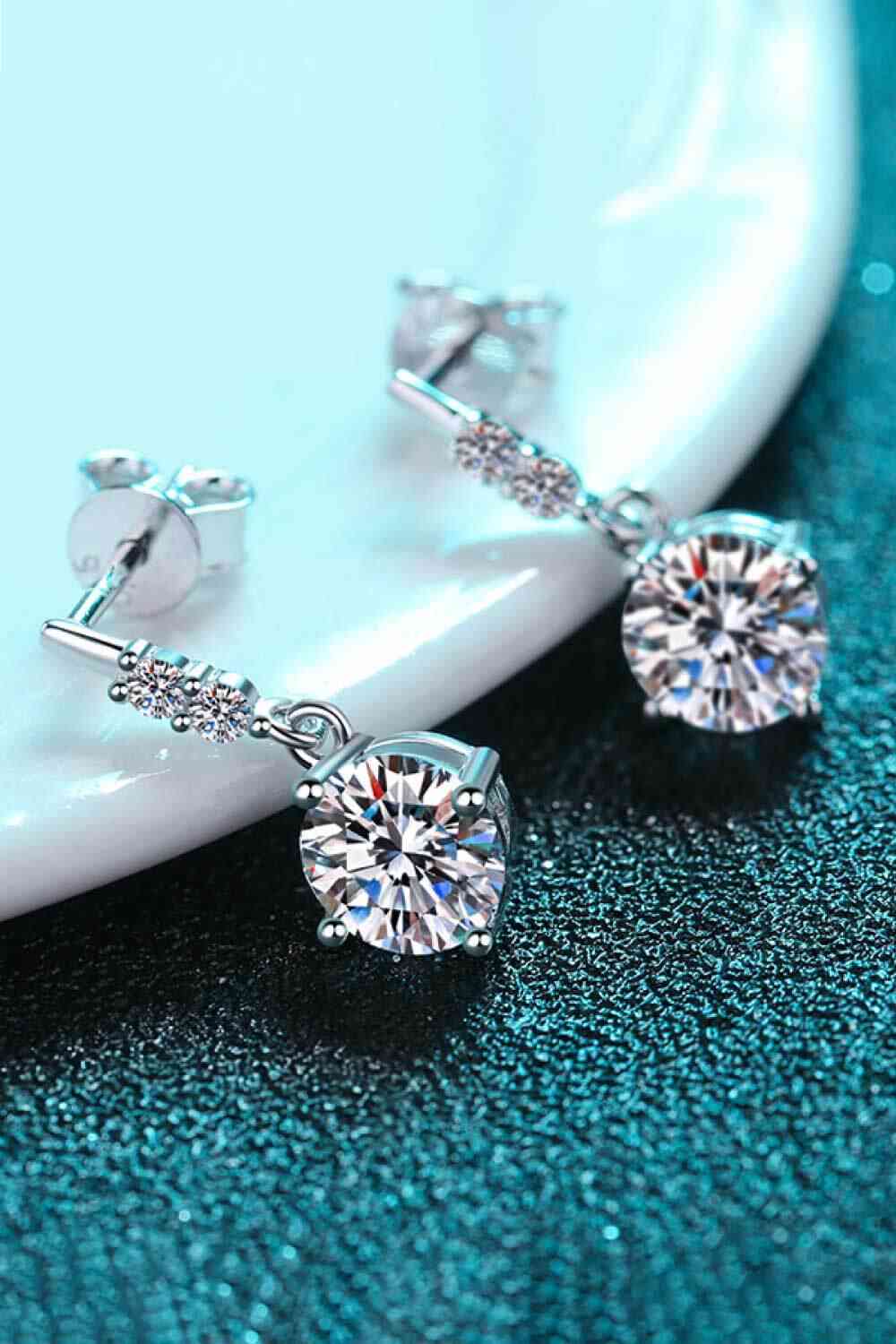 Boucles d'oreilles pendantes moissanite