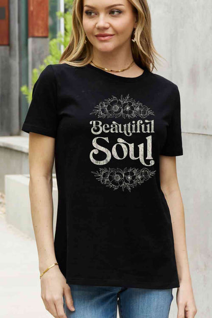 Camiseta de algodón con estampado BEAUTIFUL SOUL de tamaño completo de Simply Love