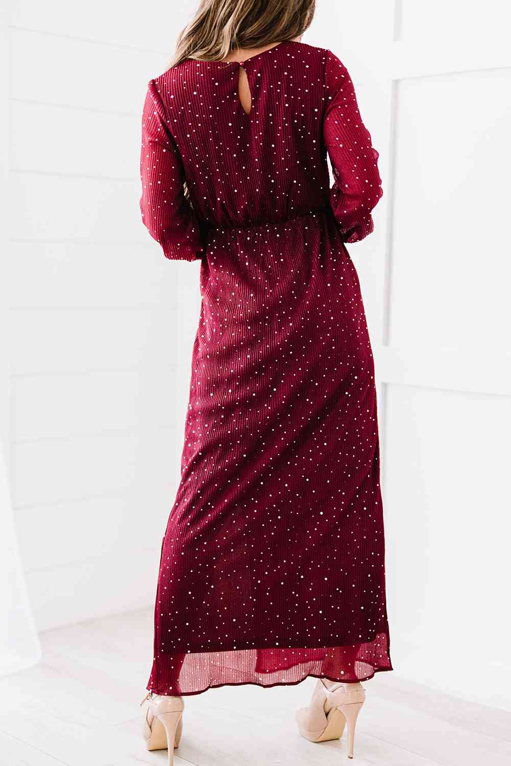 Robe longue fendue avec surplis en strass