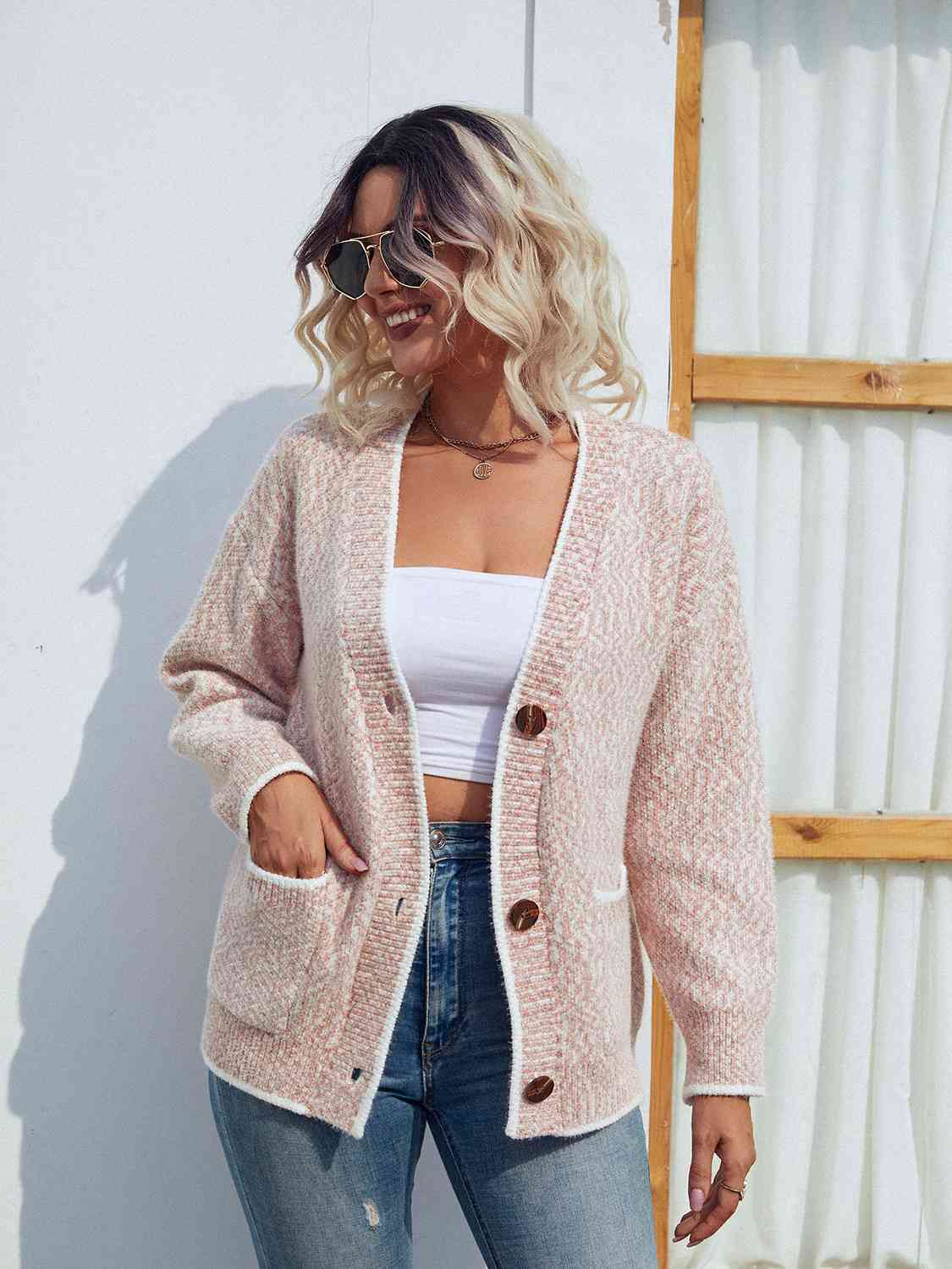 Cardigan boutonné à col en V avec poches