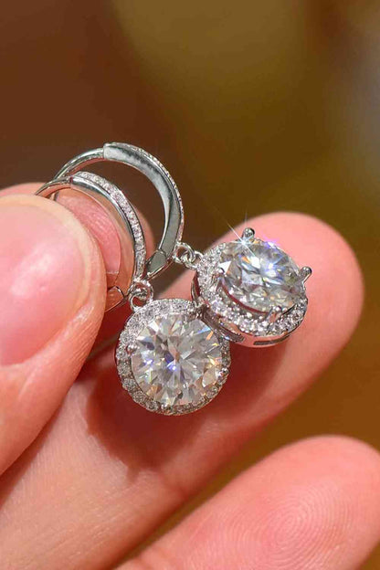 Boucles d'oreilles pendantes rondes en moissanite 2 carats