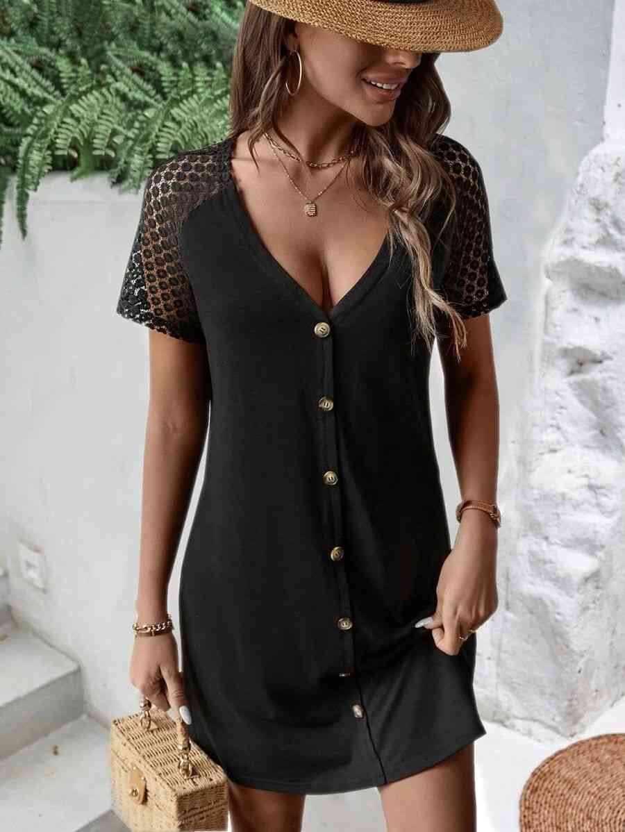 Robe boutonnée à manches raglan et col en V