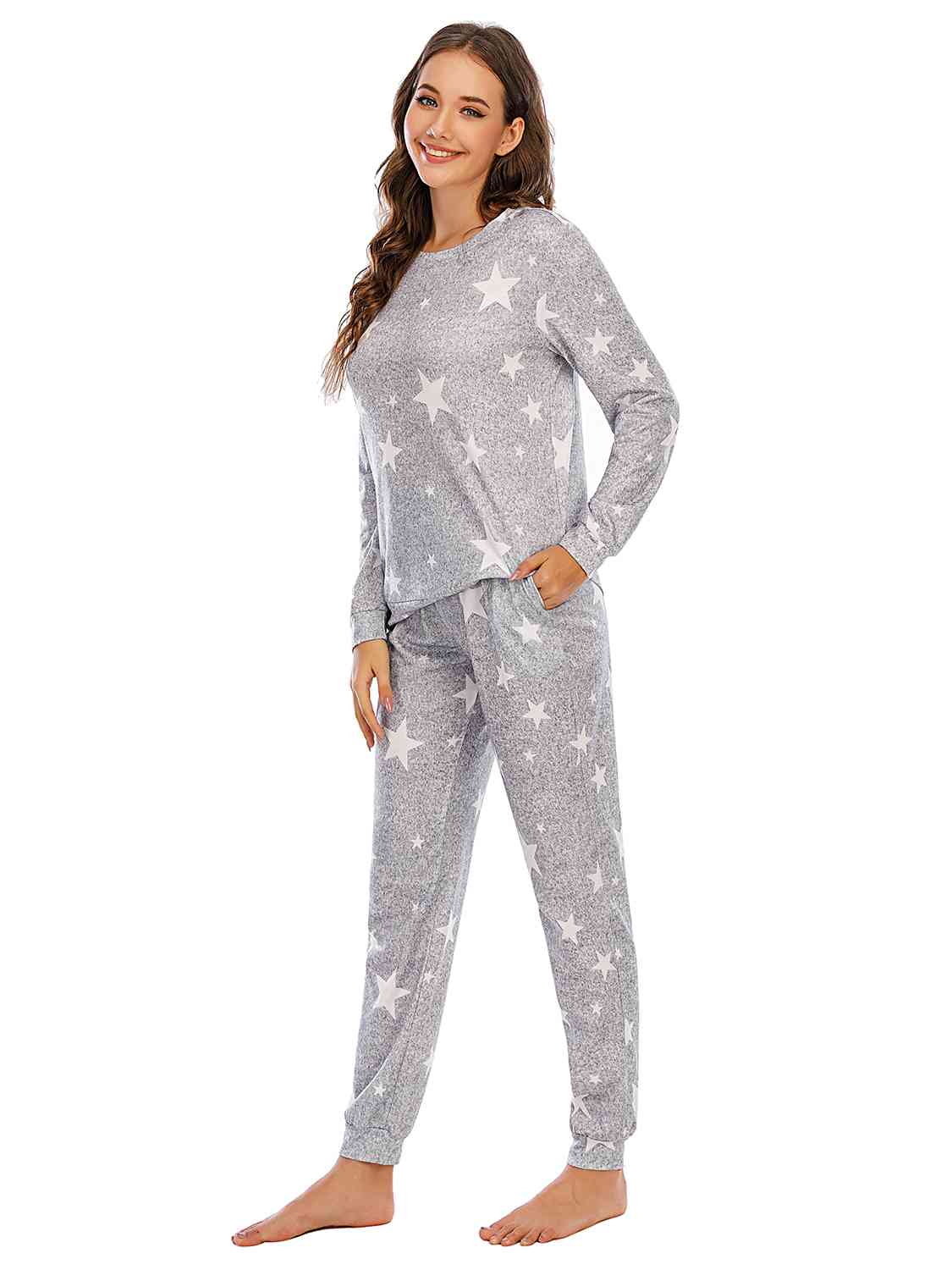 Conjunto lounge de pantalón y top con estrellas