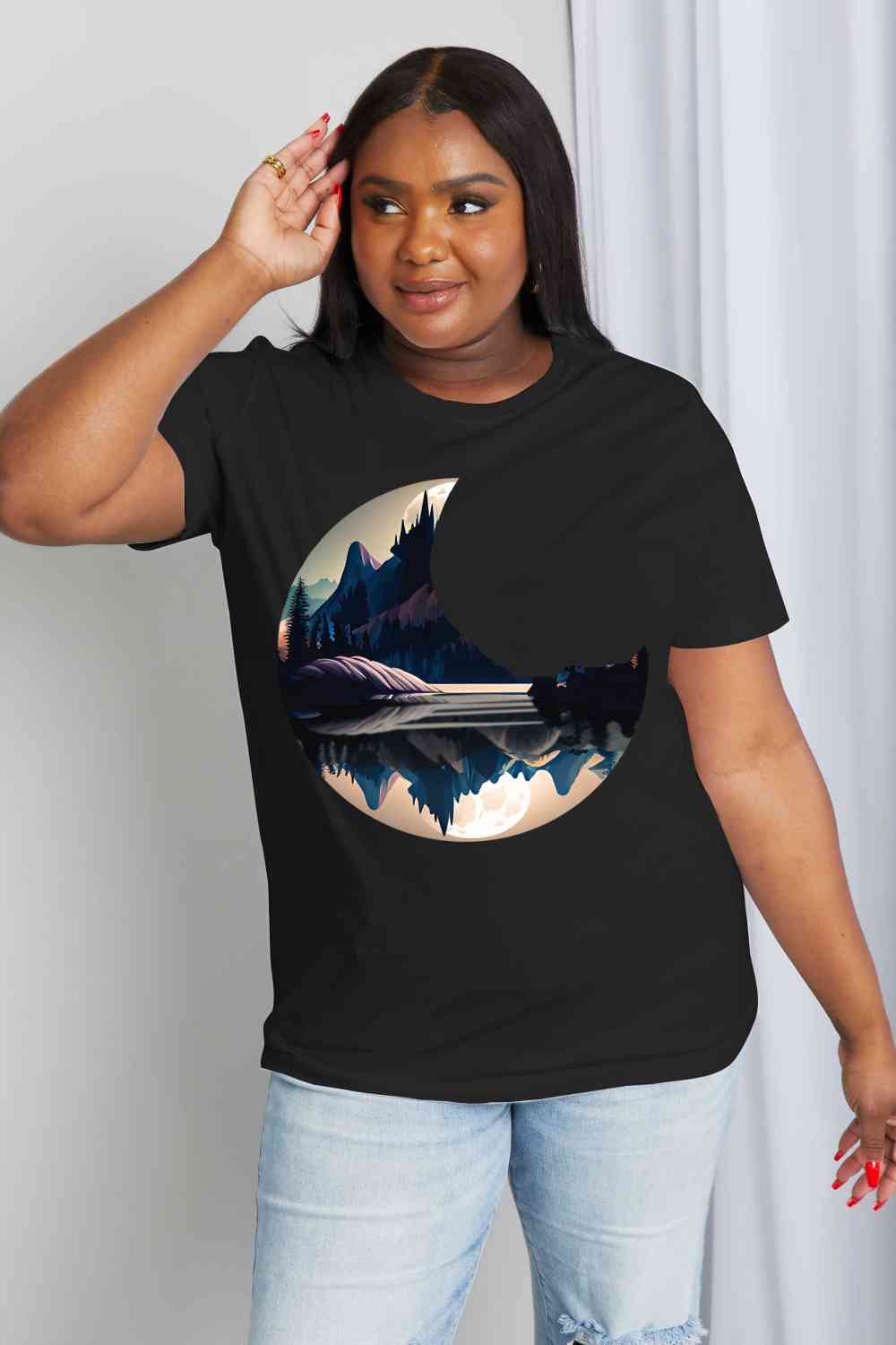 T-shirt en coton avec image de lune pleine taille Simply Love