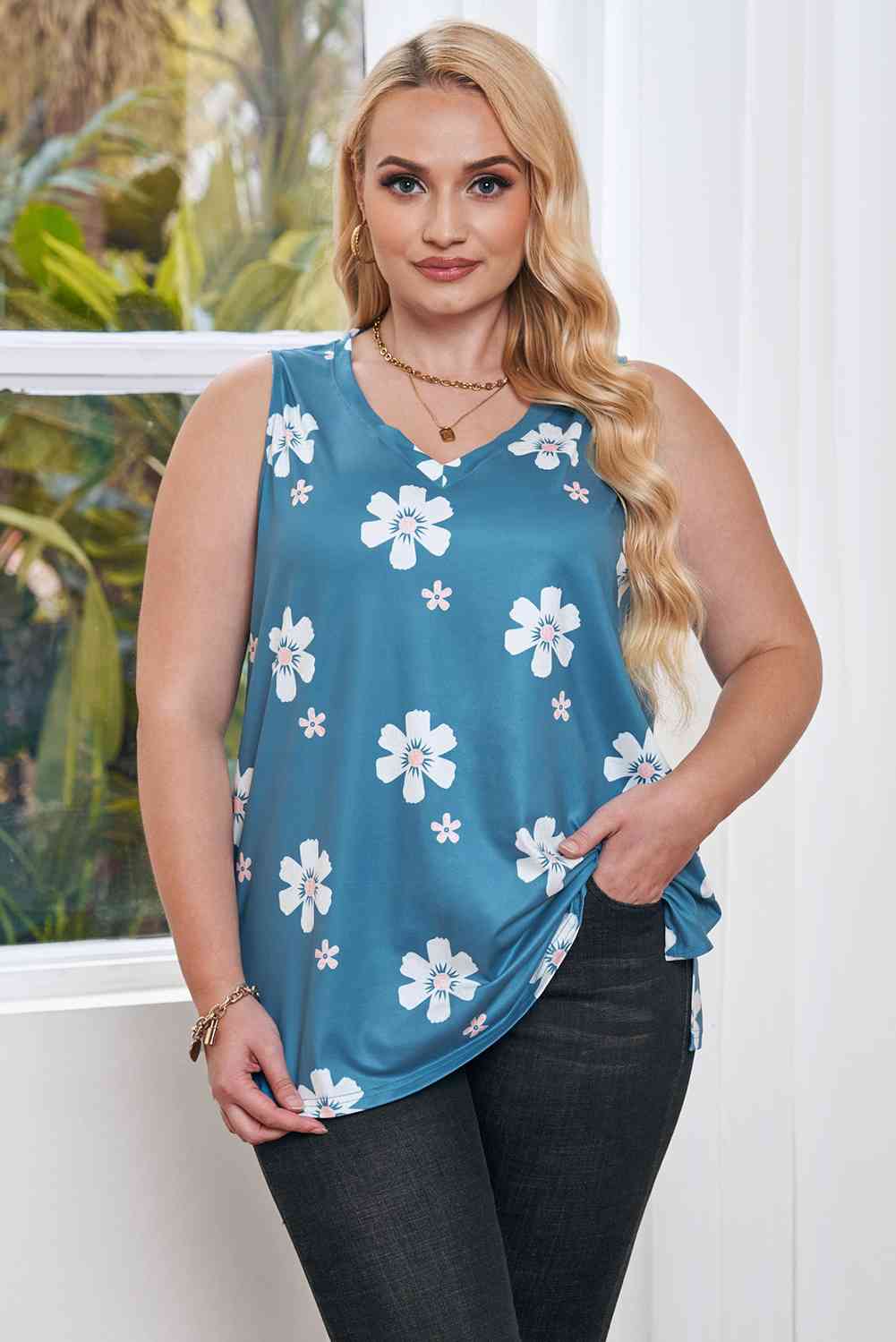 Plus Size Printed V-Neck Tank