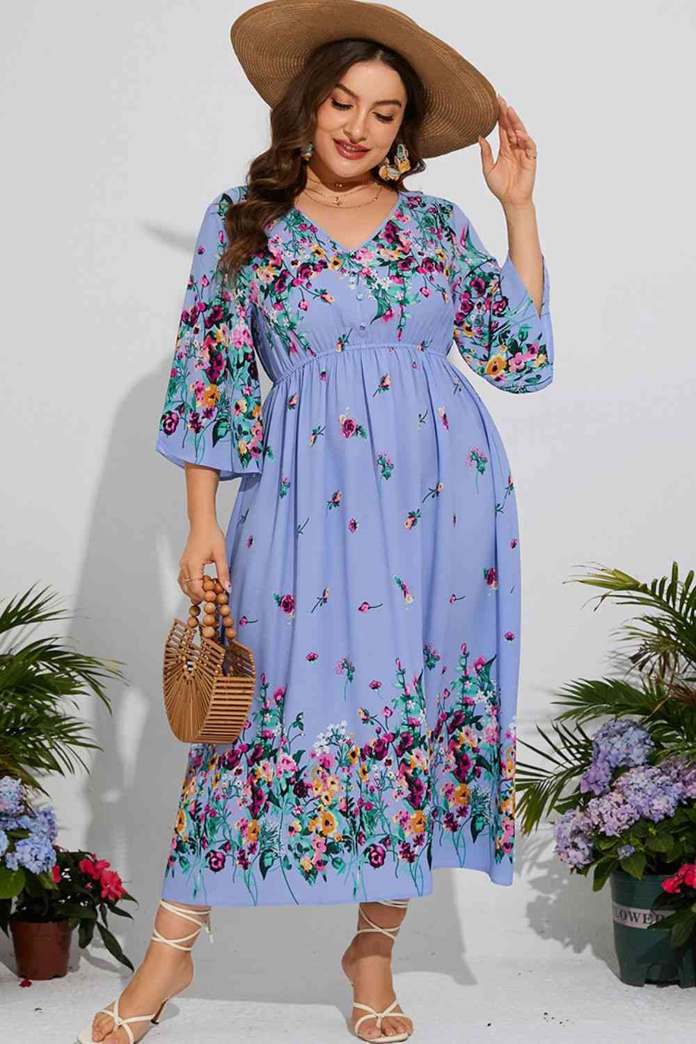 Robe Midi Florale à Col en V et Manches Trois-Quarts de Grande Taille