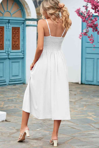 Robe midi smockée à bretelles fines