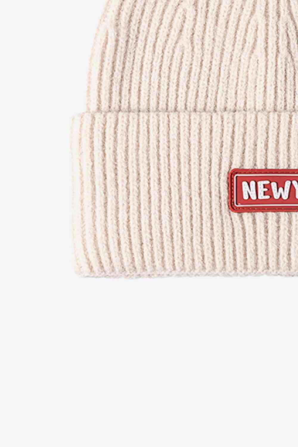 Bonnet à revers en tricot côtelé avec patch NEWYORK