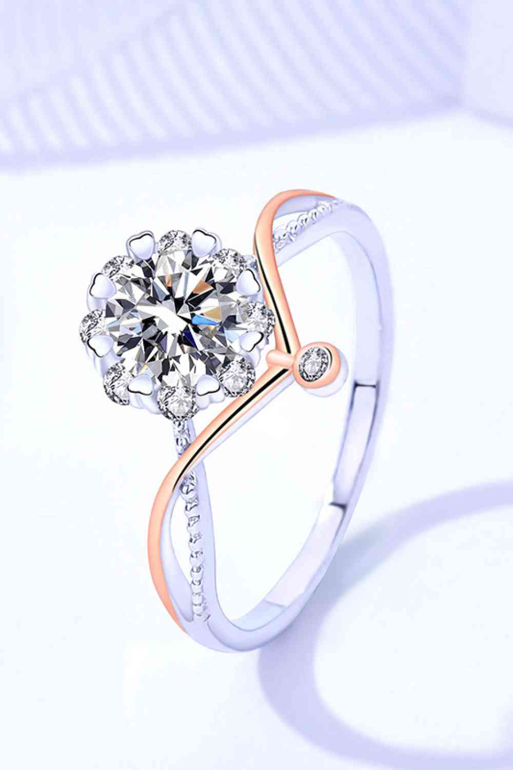 Bague croisée contrastée moissanite et zircon