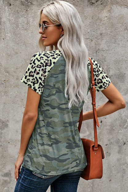 Camiseta de camuflaje con bolsillo de leopardo