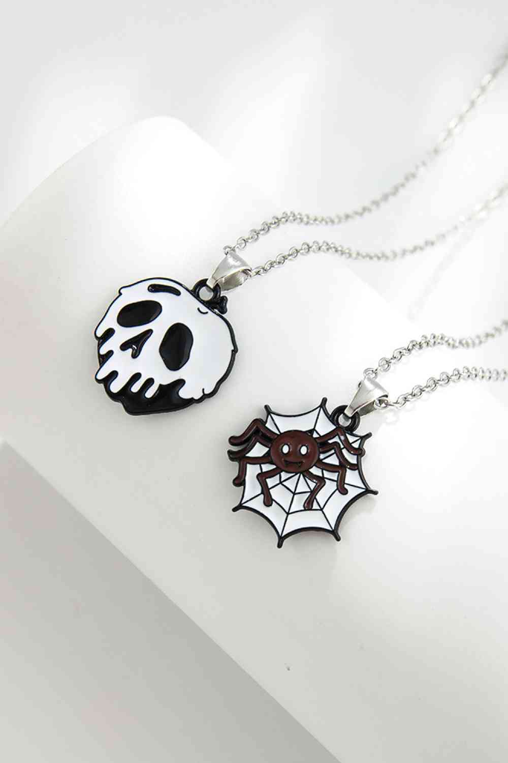 Conjunto de collar de dos piezas con tema de Halloween