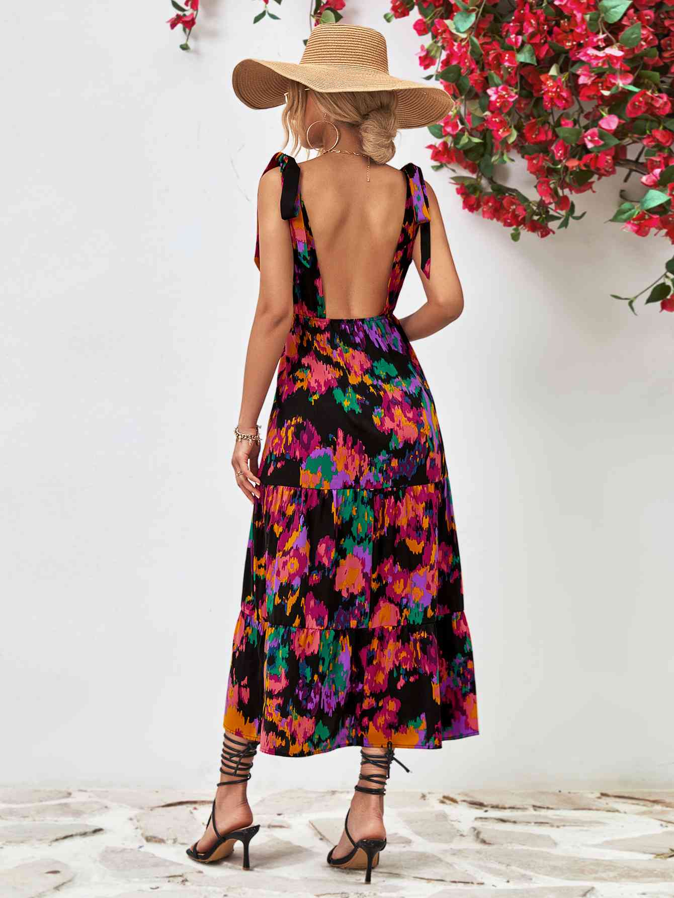 Robe midi multicolore dos nu à col en V