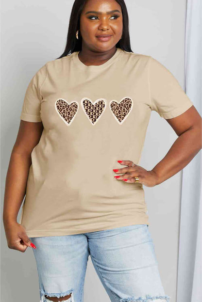 Simply Love Simply Love T-shirt en coton avec motif cœur pleine taille