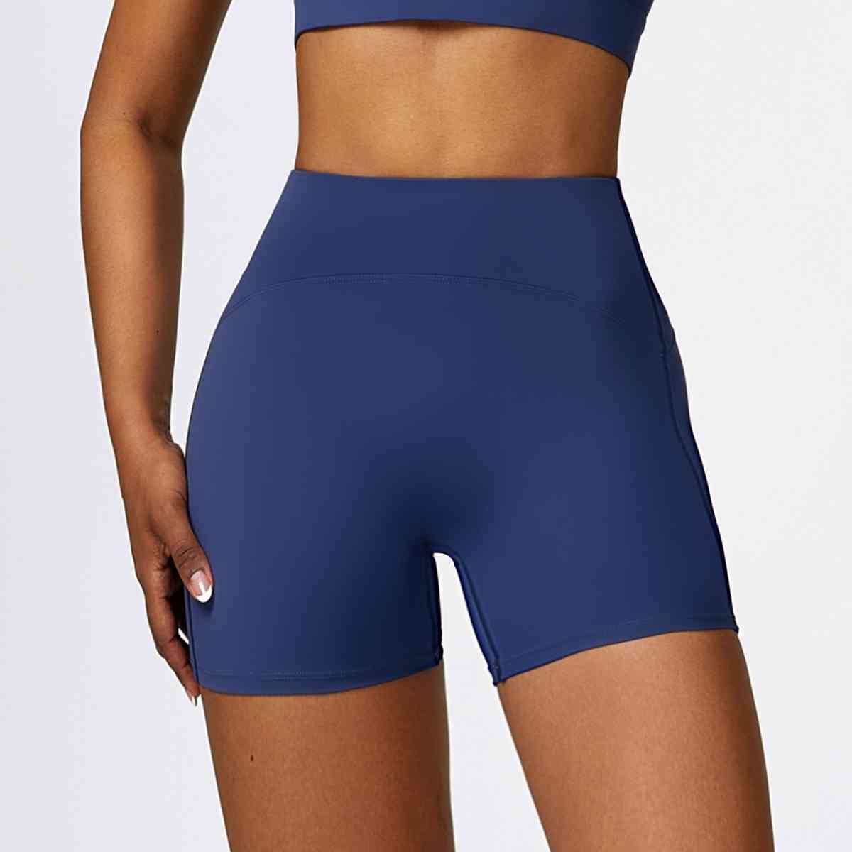 Shorts deportivos de corte slim con cinturilla ancha