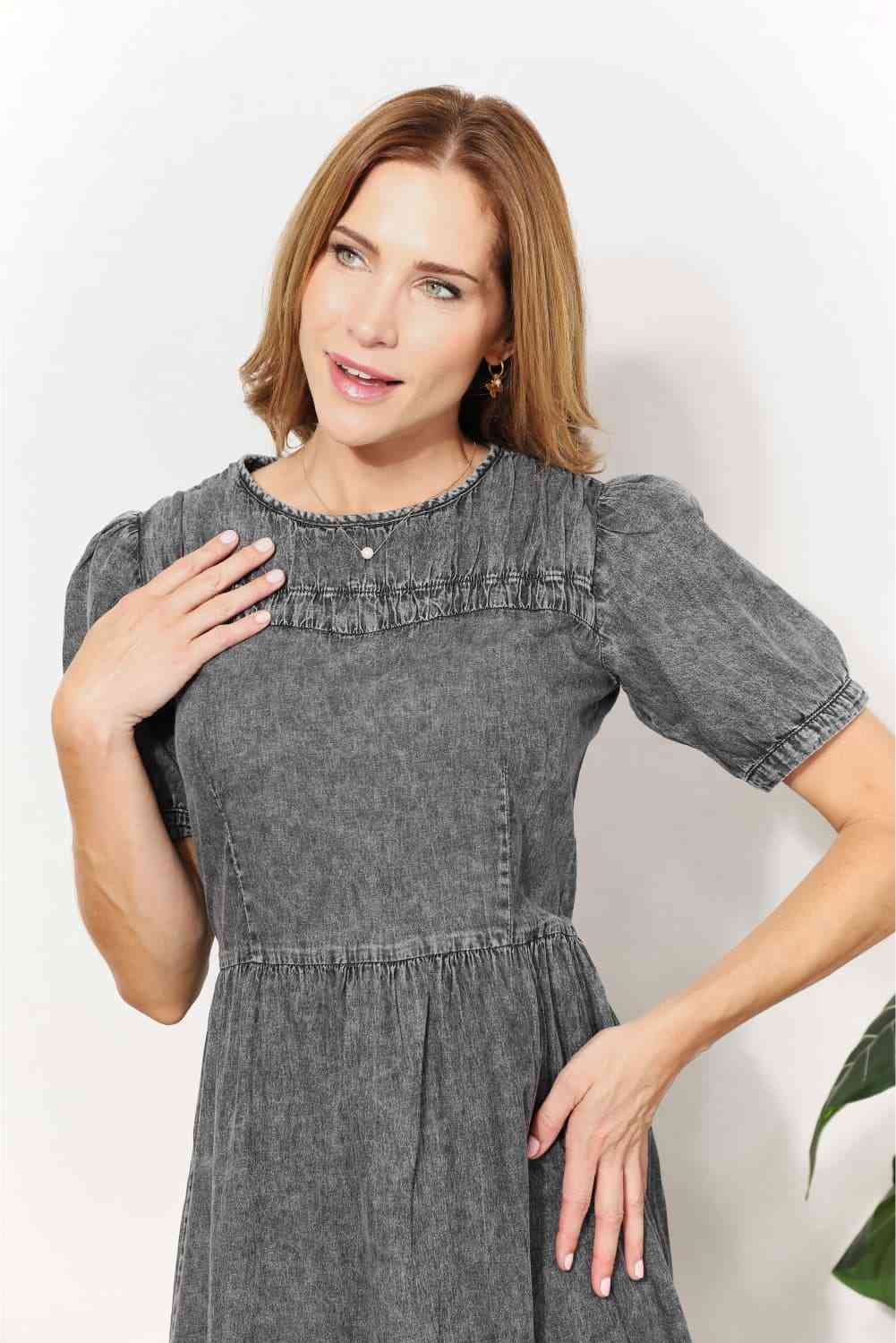 And The Why - Robe midi en chambray délavé pleine taille