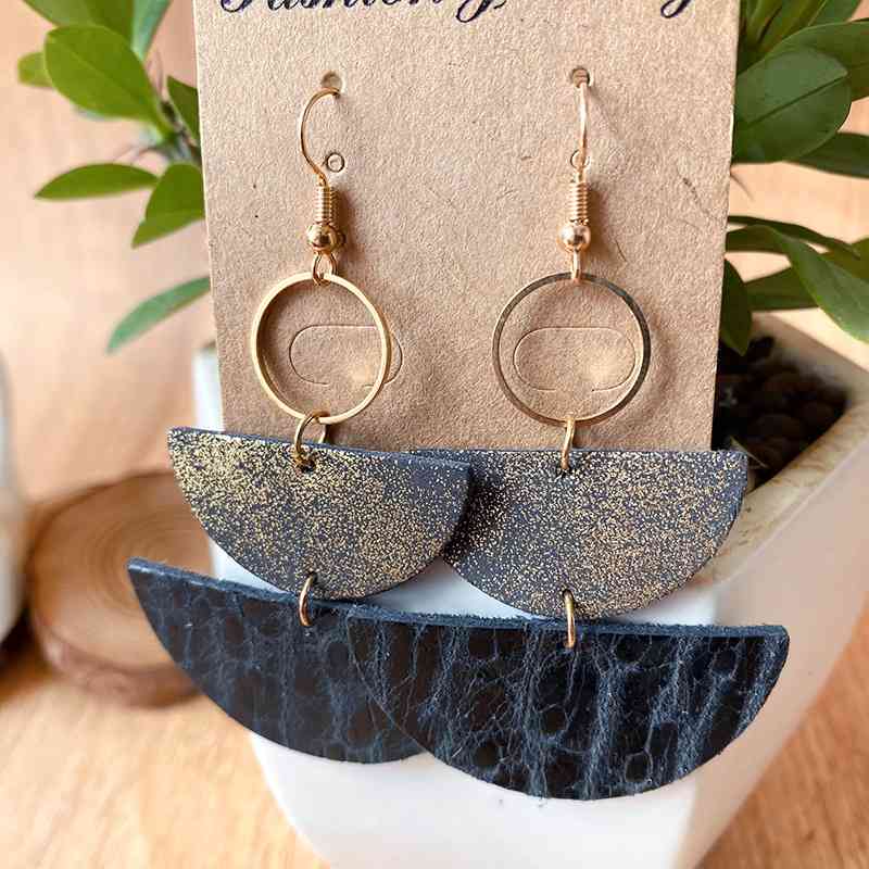 Boucles d'oreilles pendantes en demi-cercle en PU