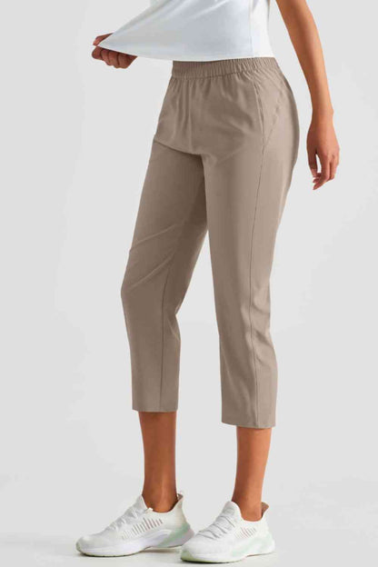 Pantalon de sport court à taille élastique