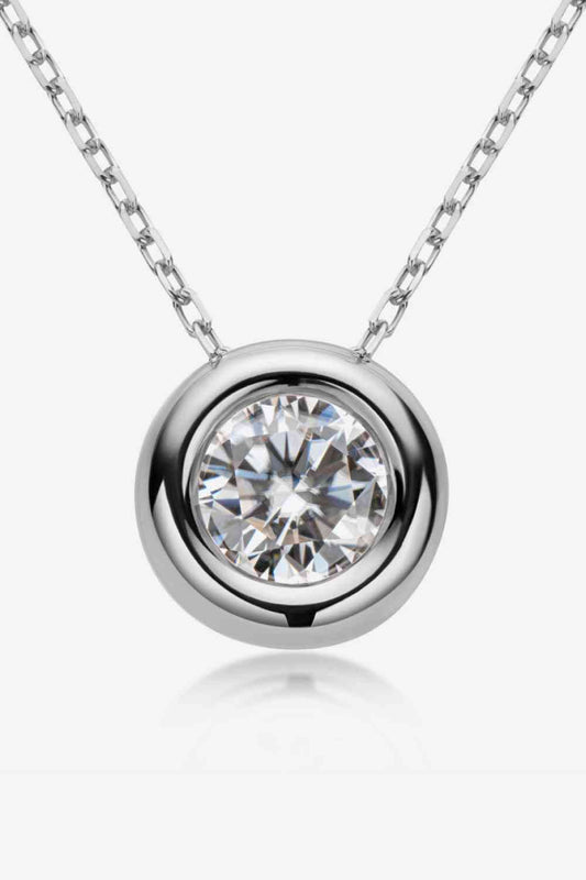 Collier en argent sterling 925 avec pendentif moissanite adoré de 1 carat