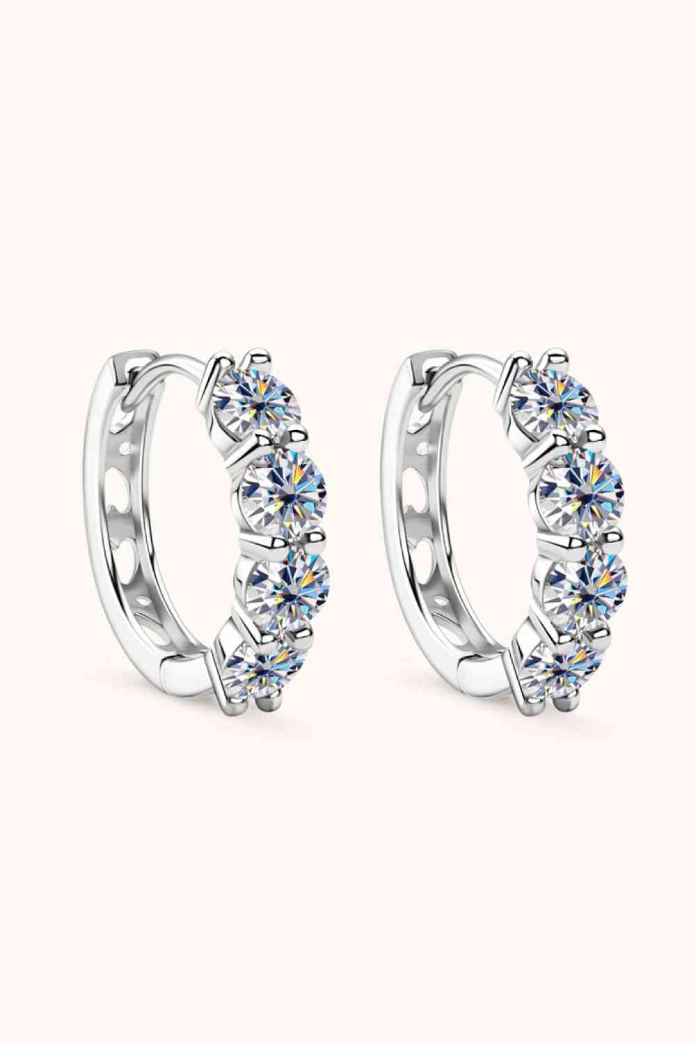 Boucles d'oreilles Huggie Moissanite 2.4 carats