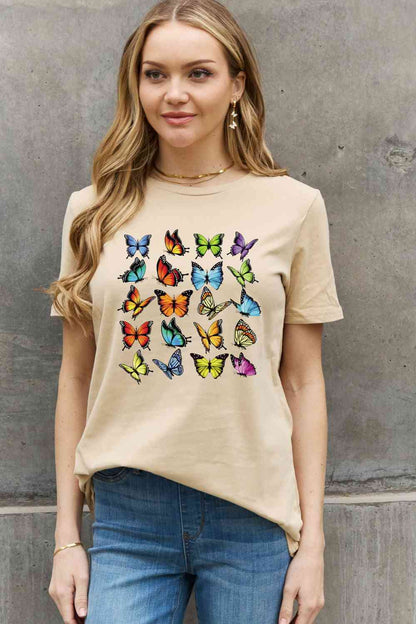 T-shirt en coton à motif papillon pleine grandeur Simply Love