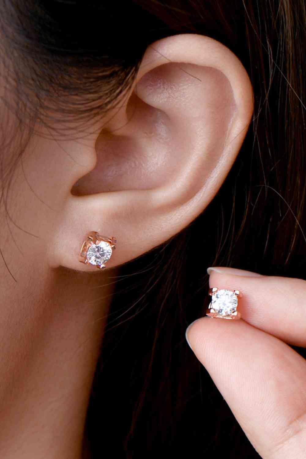 Aretes de plata de ley 925 con moissanita