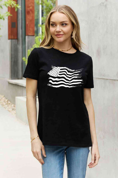 Simply Love T-shirt en coton avec motif drapeau américain pleine taille