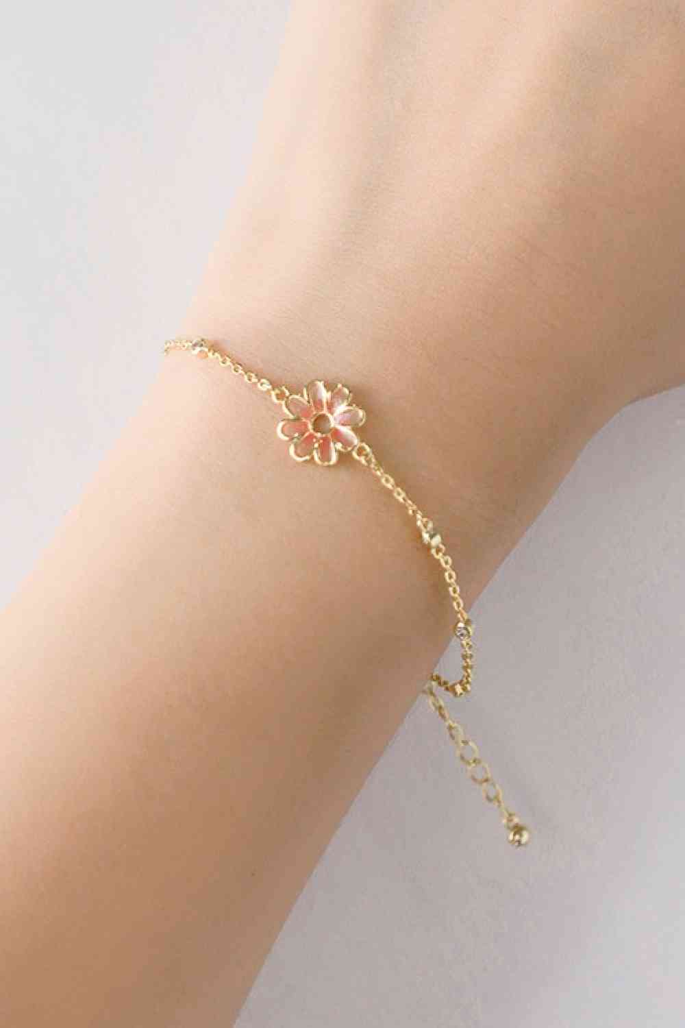 Bracelet chaîne à fleurs