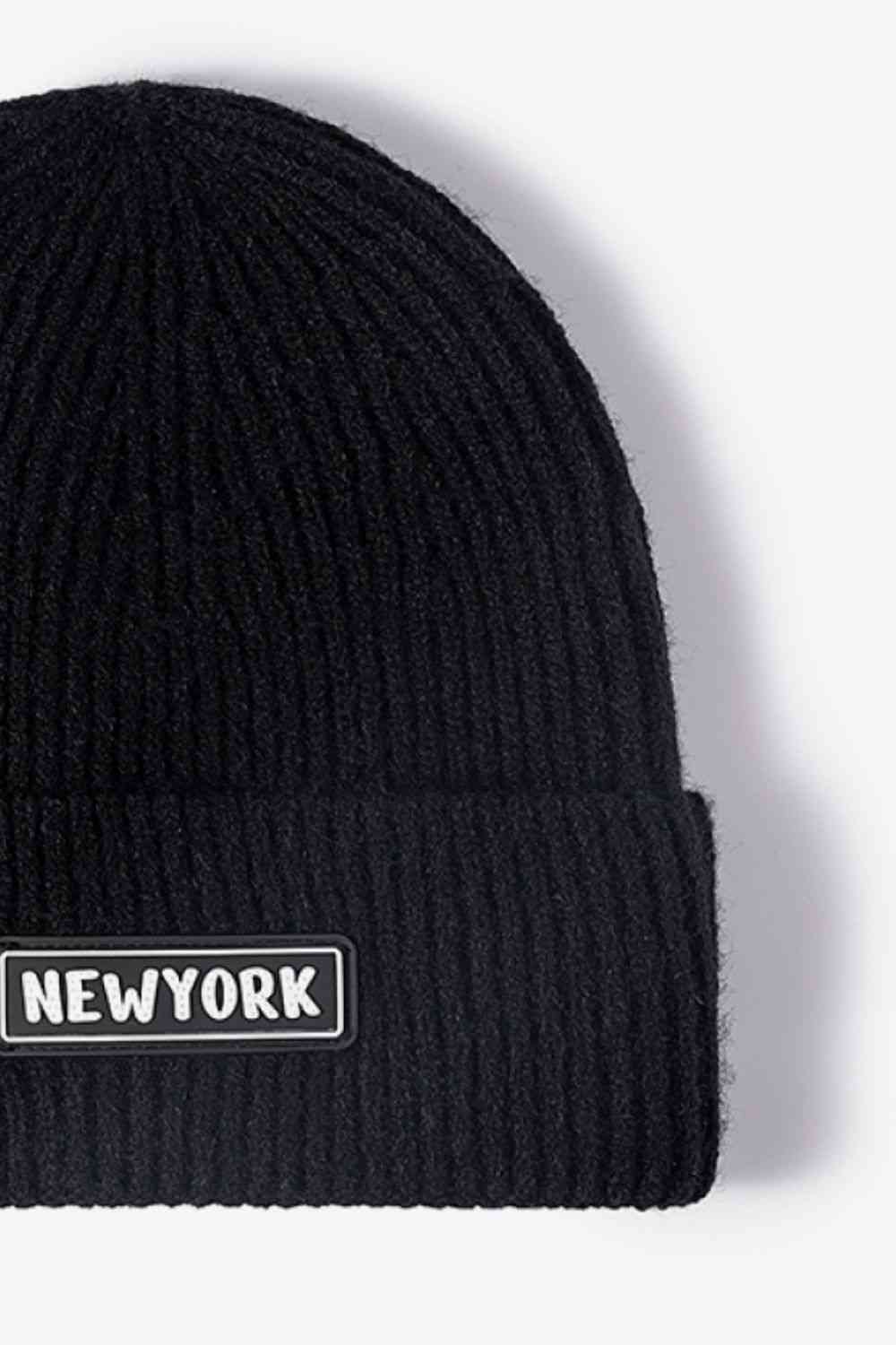 Bonnet à revers en tricot côtelé avec patch NEWYORK