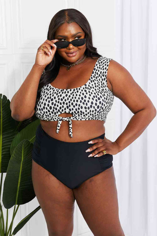 Conjunto de top de baño corto y braguitas fruncidas Sanibel de Marina West Swim en negro